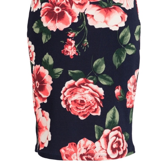 Tori - FLORAL PRINT PENCIL SKIRTS - Picture 4 of 4